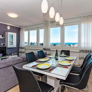  Apartamento Deluxe Miro